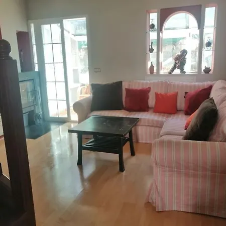 Casa Acogedora Con Chimenea Zaratamo